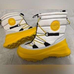 NEW! $750 Canada Goose x Pyer Moss Wild Brick Snow Boots Icy White Yellow 9